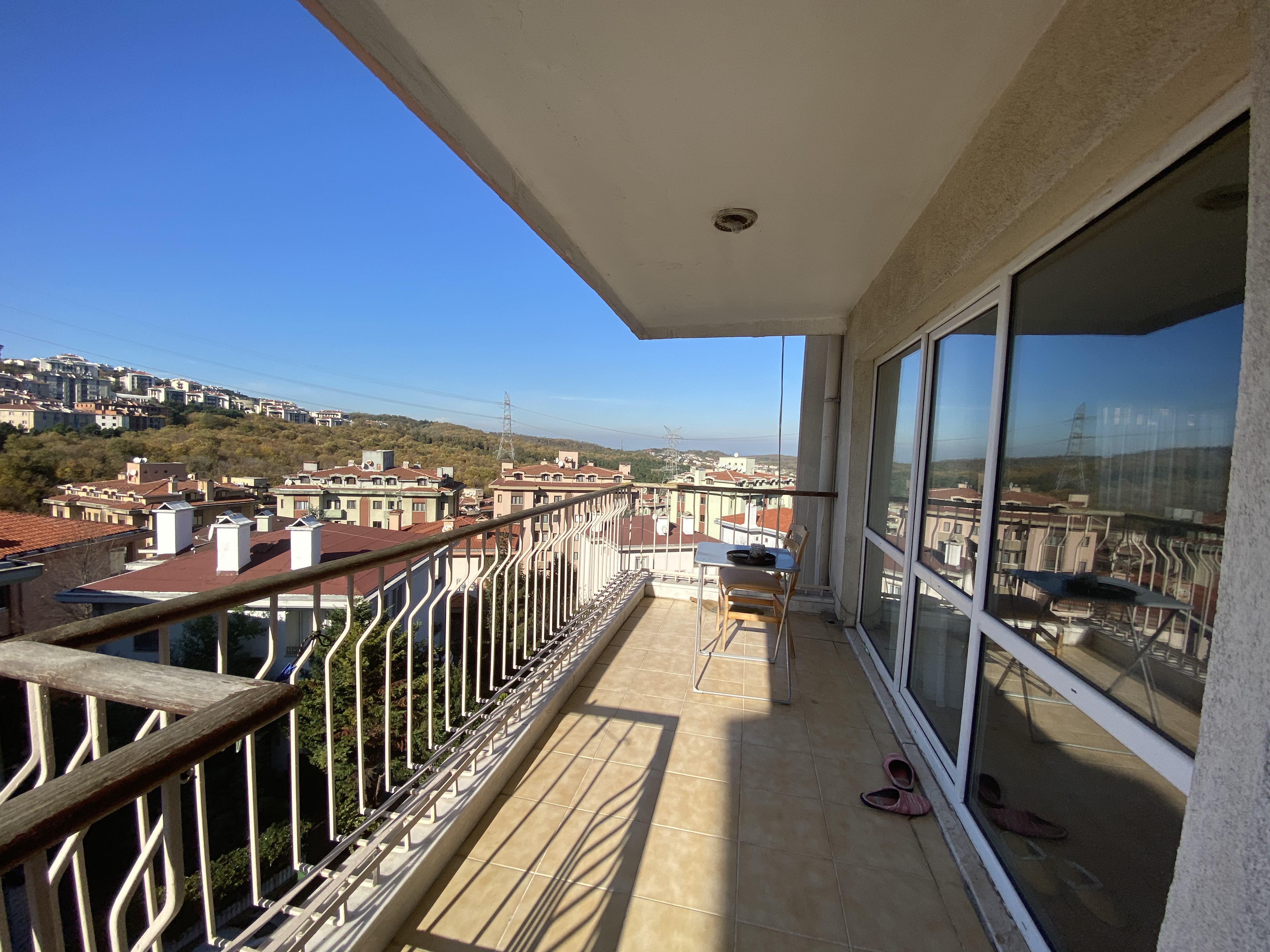 Sarıyer Acarlar da Önü Açık Ferah 4+1 Kiralık Daire